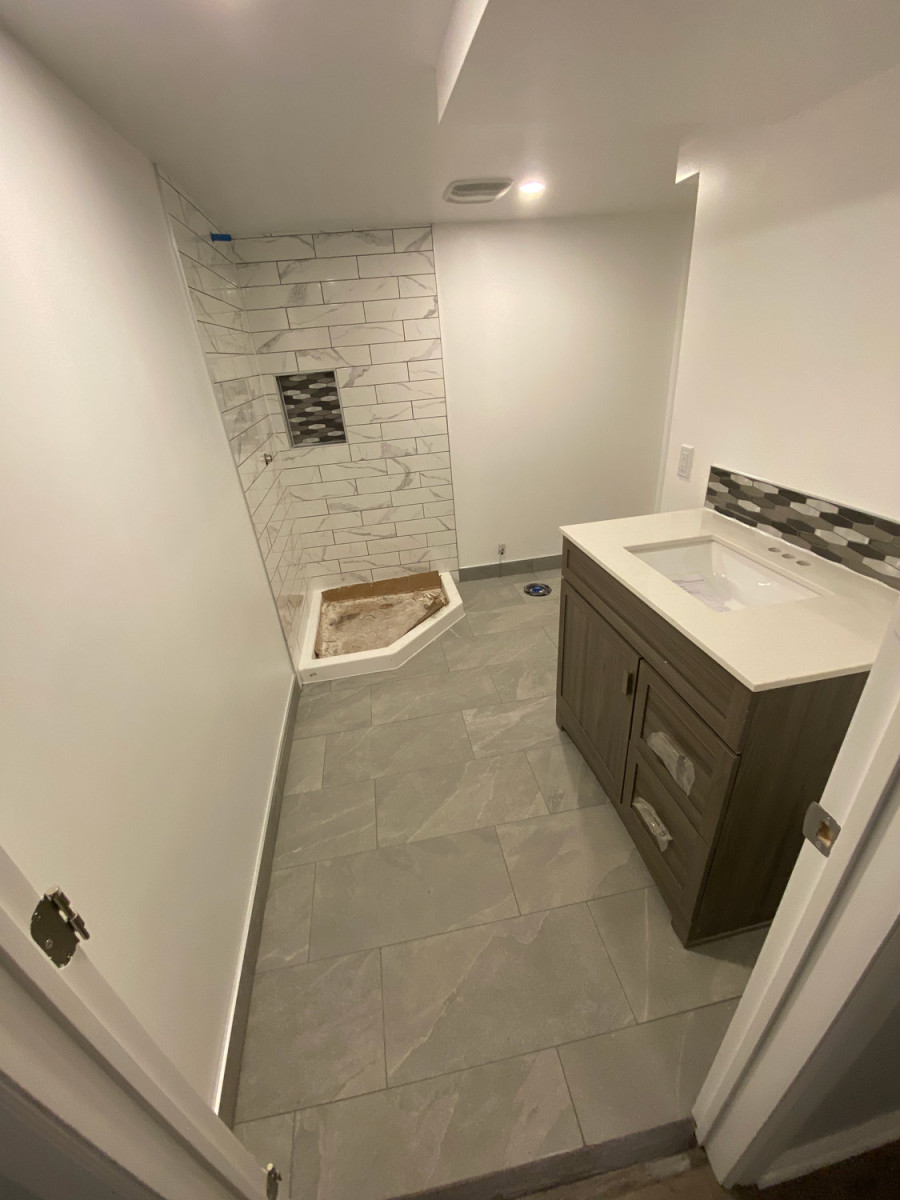 Classic bathroom design with porcelain fixtures