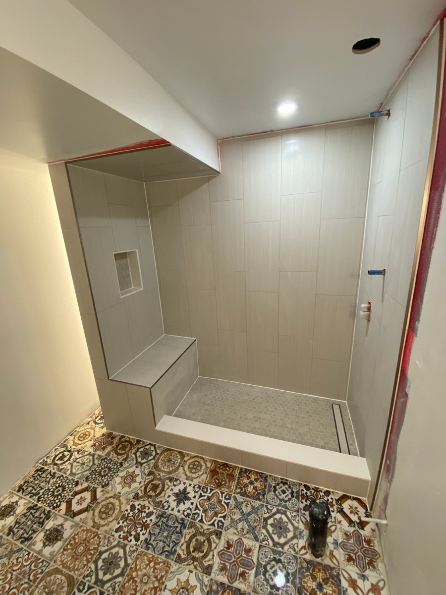 Wood-look porcelain floor tiles